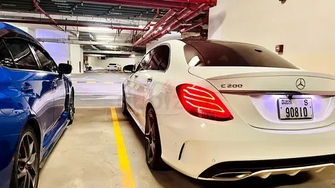 PREOWNED MERCEDES BENZ C-200 AMG SPORTS PACKAGE LOW MILEAGE WITH RADAR SAFETY PACKAGE