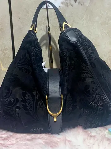 Gucci Horsebit Floral Velvet Shoulder Bag with Gold Hardware - Spacious Handbag