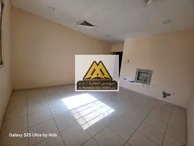 استوديو واسع للإيجار السنوي في الراشدية موقع مميز