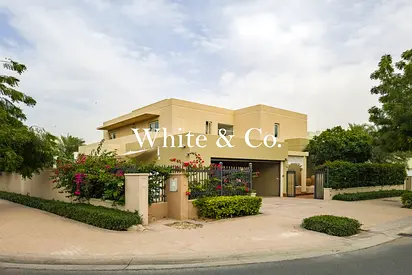 Upgraded with Pool | Type 5 | Large plot