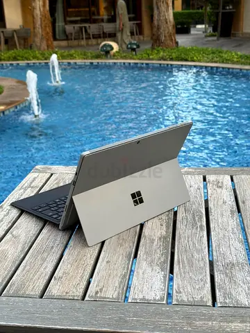 Microsoft Surface Pro 7 i7 With 16GB Ram And 1TB SSD 2 in 1 Laptop