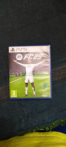 FIFA 25 (FC25) - PlayStation 5 Game disc