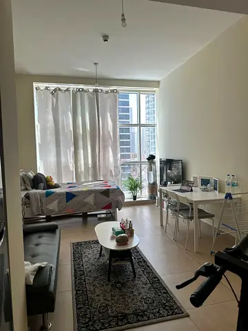 Studio for share at prime location