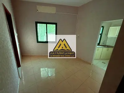 استوديو مساحة كبيرة + مطبخ منفصل في الراشدية 1 بسعر 20,000 – فرصة اقتصادية وقريب من الخدمات