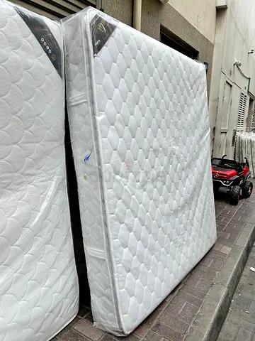 Pillow Top Comfort mattress 180x200cm King size.  Same day delivery available