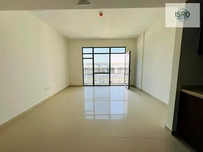READY TO MOVE ONE BEDROOM L SHAPE, KITCHEN OPEN VIEW