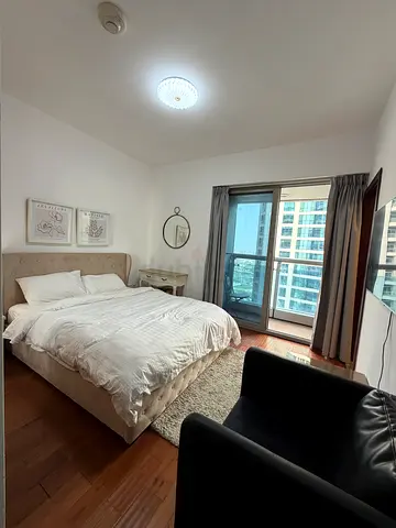 Elegant en-suite Room in Princess Tower Marina - No commission