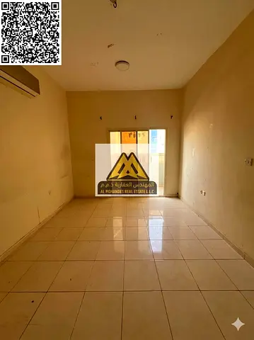 نقدم لكم شقة رائعة تتكون من غرفة نوم + صالة، حمام واحد، مطبخ مغلق، وبلكونة واسعة توفر مساحة للراحة والاسترخاء.