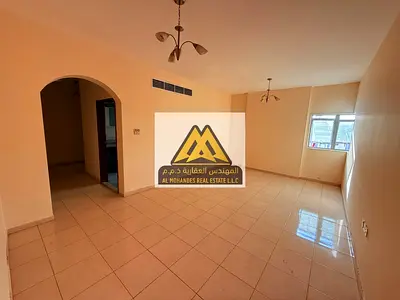 بسعر ممتاز جدا و مناسب للجميع مع صيانه مجانا ع المالك تشطيبات ممتازه جدا موقع متميز