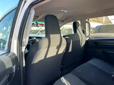 2019 Toyota HILUX photo 12