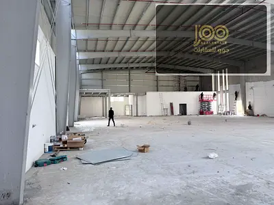 مستودع للإيجار | أم الثعوب – أم القيوين | مساحة 13,000 قدم | كهرباء 150KW | جاهز للاستلام