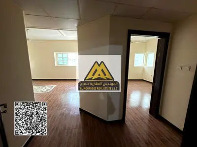 للايجار السنوي شقة غرفة وصالة في الراشدية 1 عجمان – موقع حيوي على شارع الميناء