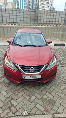 Red Nissan Altima 2016 American for sale