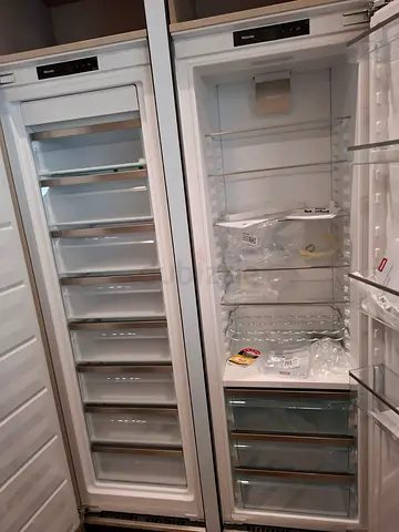 Miele 7 series   bulit in fridge freezer brand new never used