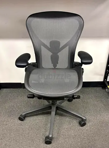 For Sale Herman Miller Remastered Aeron Chair - Size B, Graphite Fully Loaded