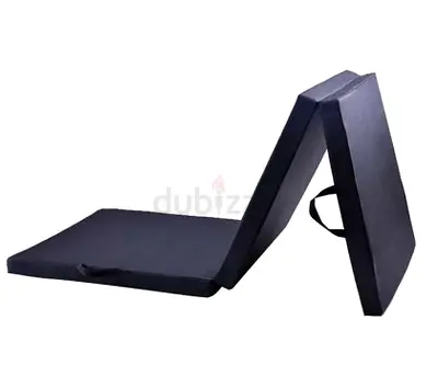 Gymnastic Mat Exercise
Folding Mats (Length 180 x 90 x 4 cm)