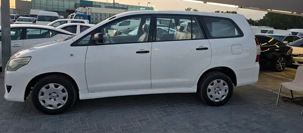 Toyota Innova GL, 2012, GCC Specs