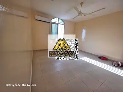 شقه غرفتين ممتازة ومساحه جميله تنظيف كامل شيق مع تكييف مركزي وموقعها مميز