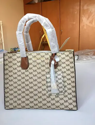 Michael Kors Mercer Large Convertible Tote-New
