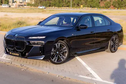 BMW 735i M Sport Individual – 2026 | GCC | Only 2,044 KM | AED 419,000