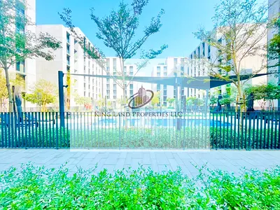 شقة فاخرة مكونة من غرفتي نوم وصالة مع 3 حمامات | تصميم رائع