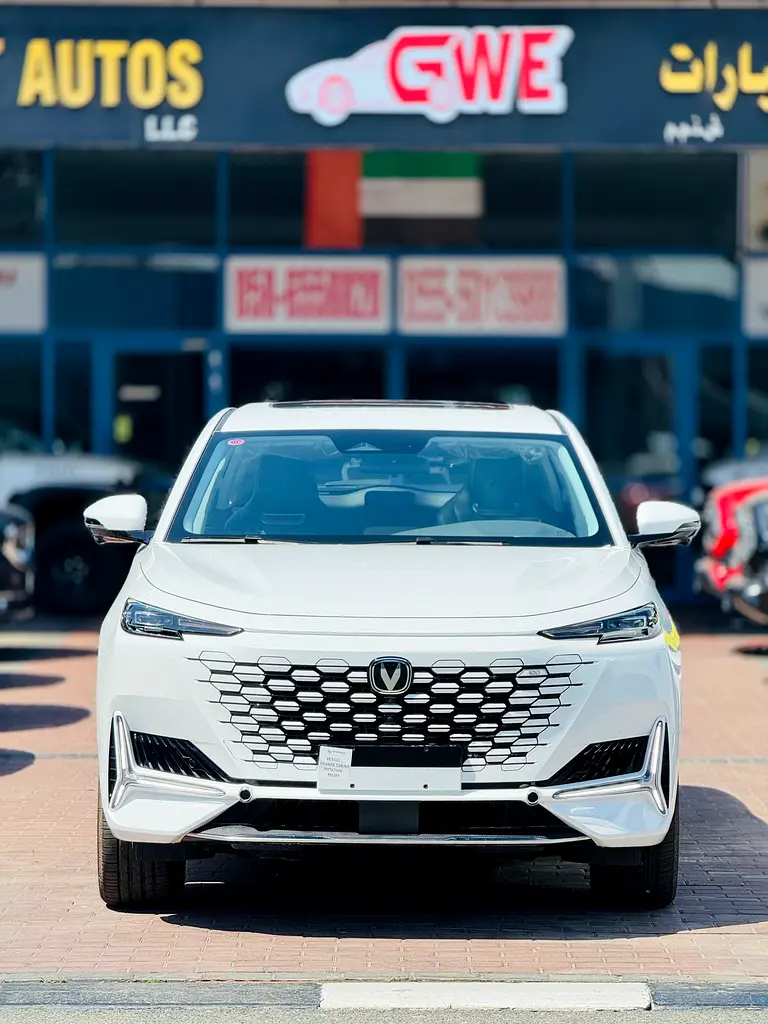 Changan UNI-K 2024 — photo 1 of 19