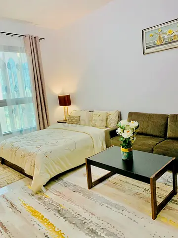 Fully furnished executive nit and clean master room available in khalidiyah near oryx hotel