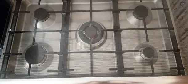Used 5-Burner Stainless Steel Gas Hob with Cast Iron Grates
