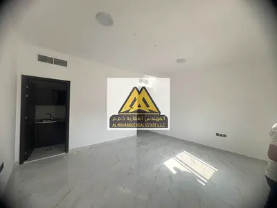 بسعر ممتاز جدا و مناسب للجميع مع صيانه مجانا ع المالك تشطيبات ممتازه جدا موقع متميز