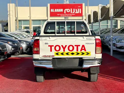 2019 Toyota HILUX photo 5