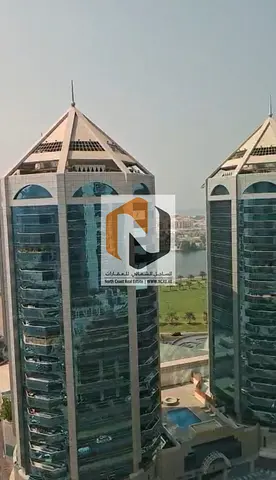 مكتب للإيجار في المجاز – إطلالة على البحيرة والمدينة وسوق الذهب 860  قدم