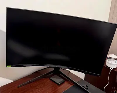 Samsung Odyssey G7 C32G75TQSN (LC32G75TQSNXZA) is a 31.5-inch WQHD (2560x1440) curved gaming monitor