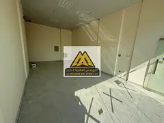 Brand new commercial shop, first use, excellent space and finishing