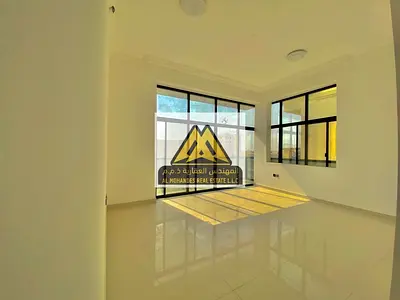 فيلا للإيجار السنوي – منطقة العالية، عجمان فيلا فاخرة مناسبة للسكن العائلي بموقع مميز ومساحة واسعة.