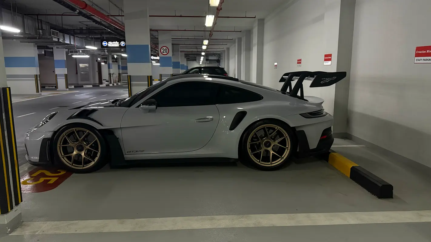 Porsche 911 2025 — photo 1 of 8