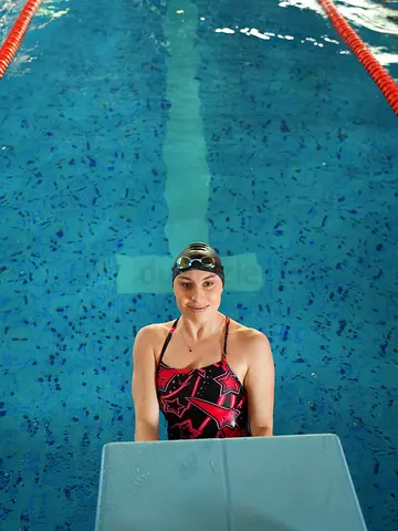 SWIMMING LESSONS IN HAMDAN SPORT COMPLEX