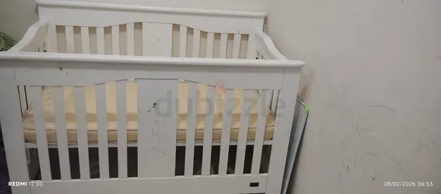 Baby Cot with mattress - Giggles