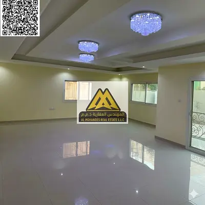 للايجار سنوي 5 غرف ماستر مجلس و صاله مفتحين علي بعض غرفه خادمه 6 حمام وحديقه وباركن داخلي و خارجي و اروف