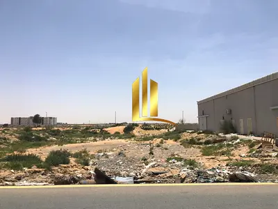 Prime Location Industrial Land For Sale Hanon Jalil Near Wearhouse , Front open yard very prime location