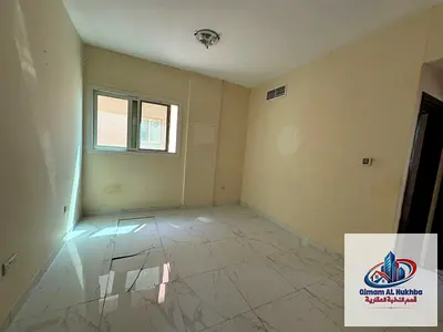 شقة غرفة وصالة للإيجار في القليعة بإطلالة بحرية مع تكييف مركزي وغاز مركزي موقع مميز قريب من جميع الخدمات