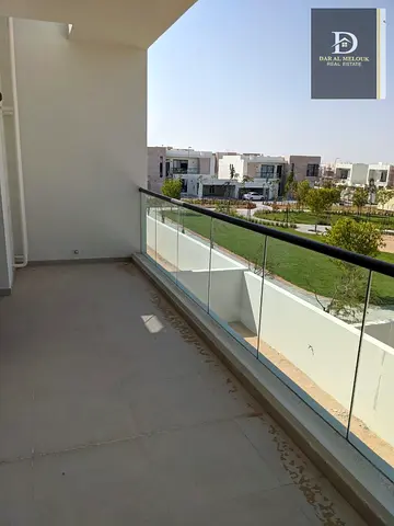 للبيع فى الشارقه   منطقه الرقيبه ( الطى ) مشروع نسمه   فيلا ممتازه وزاويه على الحديقه بمشروع نسمه   مساحه : 5,327 قدم   مكونه من طابقين