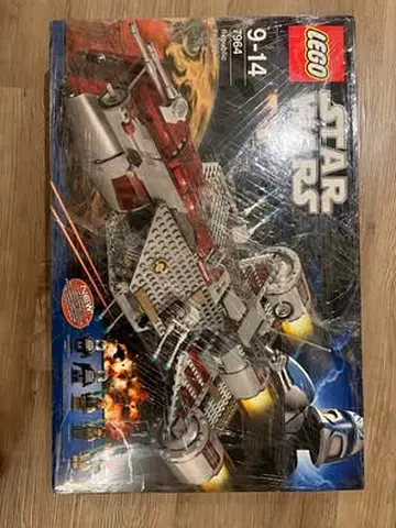 BARGAIN BRAND NEW RARE LEGO 7964 STAR WARS REPUBLIC FRIGATE