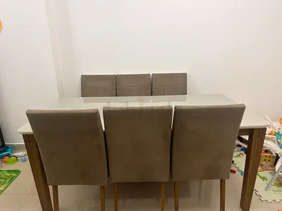 Dining Table with 6 chairs
