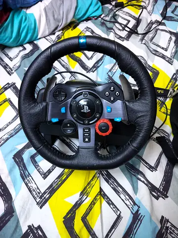 PlayStation-compatible Racing Wheel Controller with Pedals