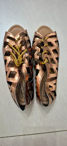 Kid metallic bronze look leathe sandals, size UK 30 (pre-owned)