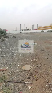 Multi-use space for rent in Umm Al Thu'ub