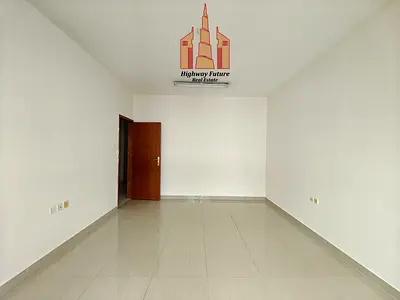SPECIOUS 1BHK FOR FAMILY ON PRIME LOCATION OPEN FREE PARKING