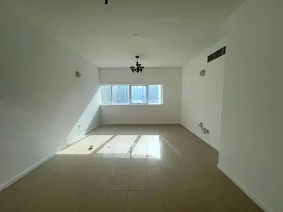 اطلالة بحرية | غرفتين ماستر | 3 حمامات | باركن متاح | موقع مميز قريب من البحيرة/ لاجمل غرفتين وصاله