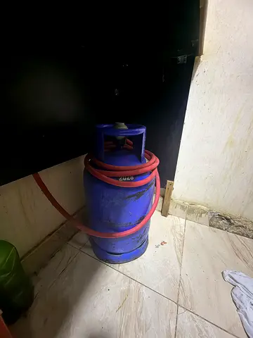 Gas cylinder
