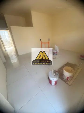 كامب عمال للإيجار السنوي في الجرف 3 - عجمان